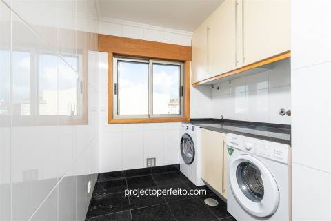 Apartamento T2+1 Arrendamento em Espinho,Espinho