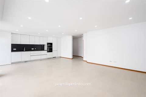 Apartamento T2 Arrendamento em Espinho,Espinho