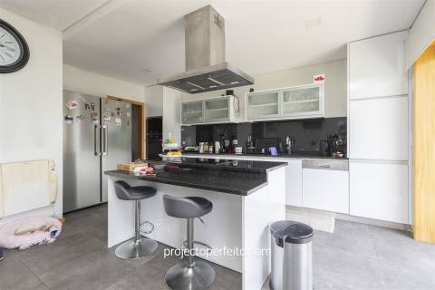 Moradia em Banda T3+2 Venda em Nogueira da Regedoura,Santa Maria da Feira