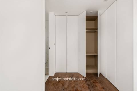 Penthouse T3 duplex com fantástico terraço com vista de mar direta