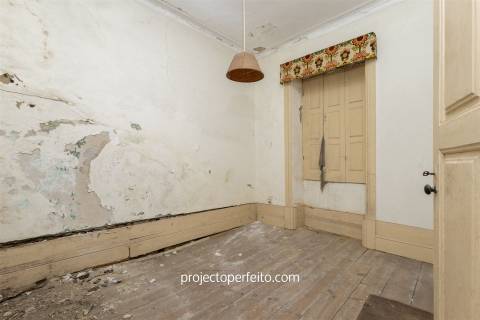 Moradia para Restaurar T4 Venda em Espinho,Espinho