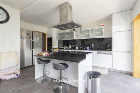 Moradia em Banda T3+2 Venda em Nogueira da Regedoura,Santa Maria da Feira