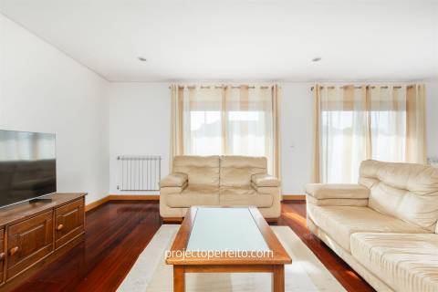 Moradia em Banda T4 Venda em Anta e Guetim,Espinho