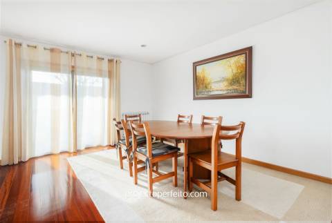 Moradia em Banda T4 Venda em Anta e Guetim,Espinho