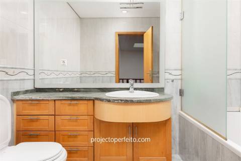 Moradia em Banda T4 Venda em Anta e Guetim,Espinho