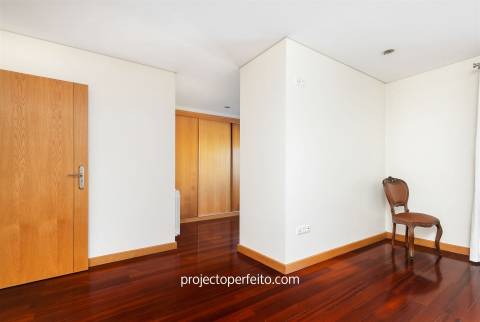 Moradia em Banda T4 Venda em Anta e Guetim,Espinho