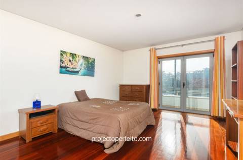 Moradia em Banda T4 Venda em Anta e Guetim,Espinho