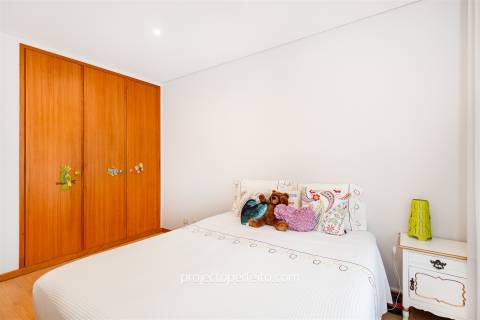 Apartamento T3 Arrendamento em São Félix da Marinha,Vila Nova de Gaia