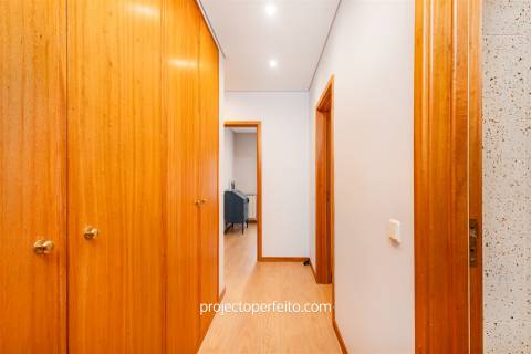 Apartamento T3 Arrendamento em São Félix da Marinha,Vila Nova de Gaia