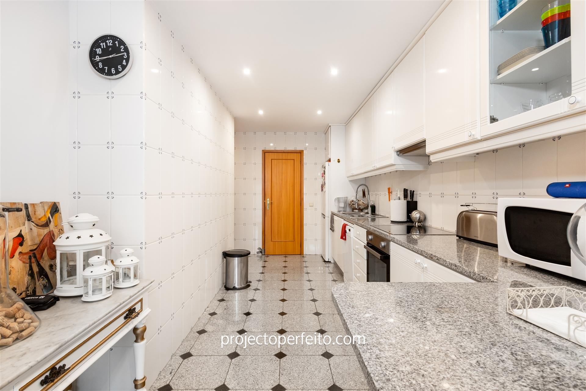 Apartamento T3 Arrendamento em São Félix da Marinha,Vila Nova de Gaia