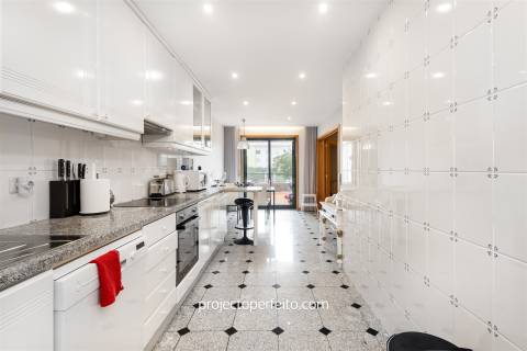 Apartamento T3 Arrendamento em São Félix da Marinha,Vila Nova de Gaia