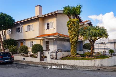 Moradia T4 Venda em Grijó e Sermonde,Vila Nova de Gaia