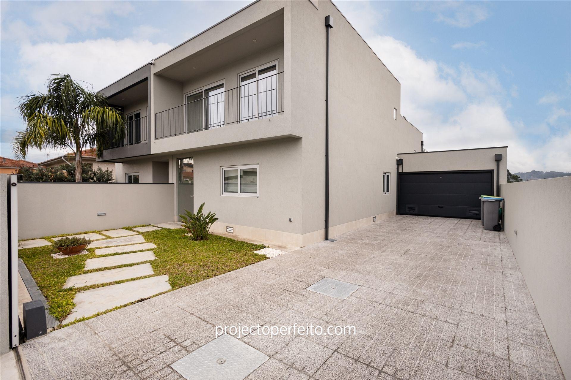 Moradia Geminada T3 Venda em Sandim, Olival, Lever e Crestuma,Vila Nova de Gaia