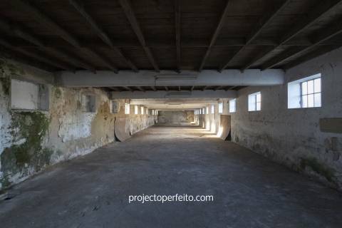 Armazém  Venda em Rio Meão,Santa Maria da Feira