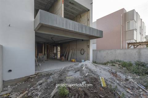 Moradia Geminada T3 Venda em São Félix da Marinha,Vila Nova de Gaia