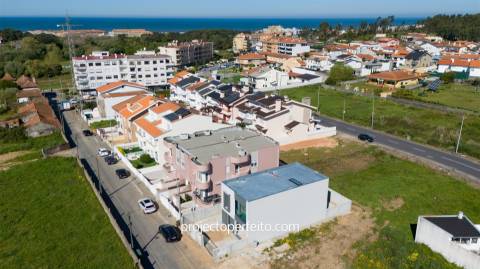 Moradia Geminada T3 Venda em São Félix da Marinha,Vila Nova de Gaia