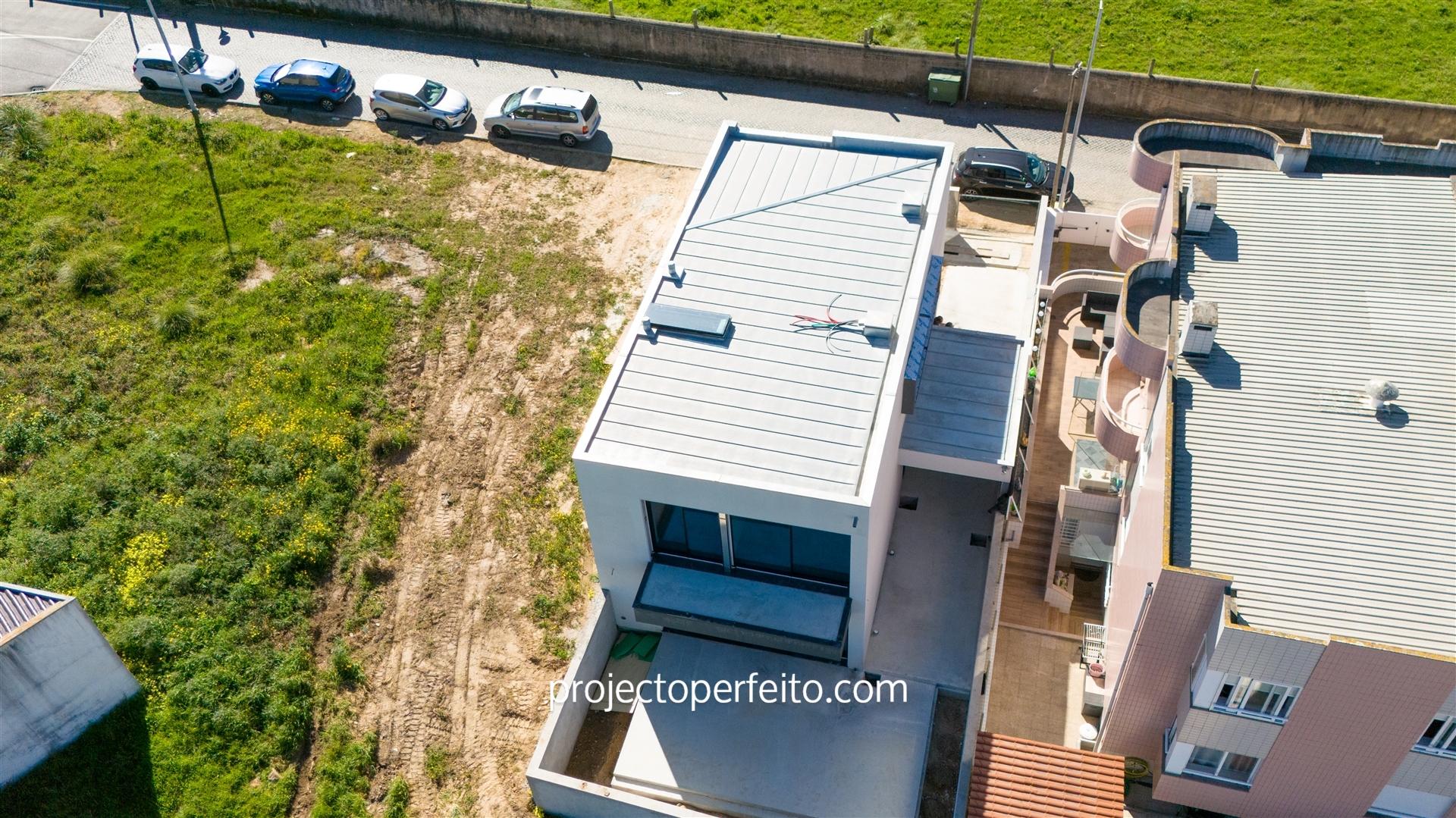 Moradia Geminada T3 Venda em São Félix da Marinha,Vila Nova de Gaia
