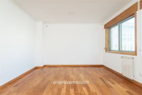 Apartamento T2+1 Arrendamento em Espinho,Espinho