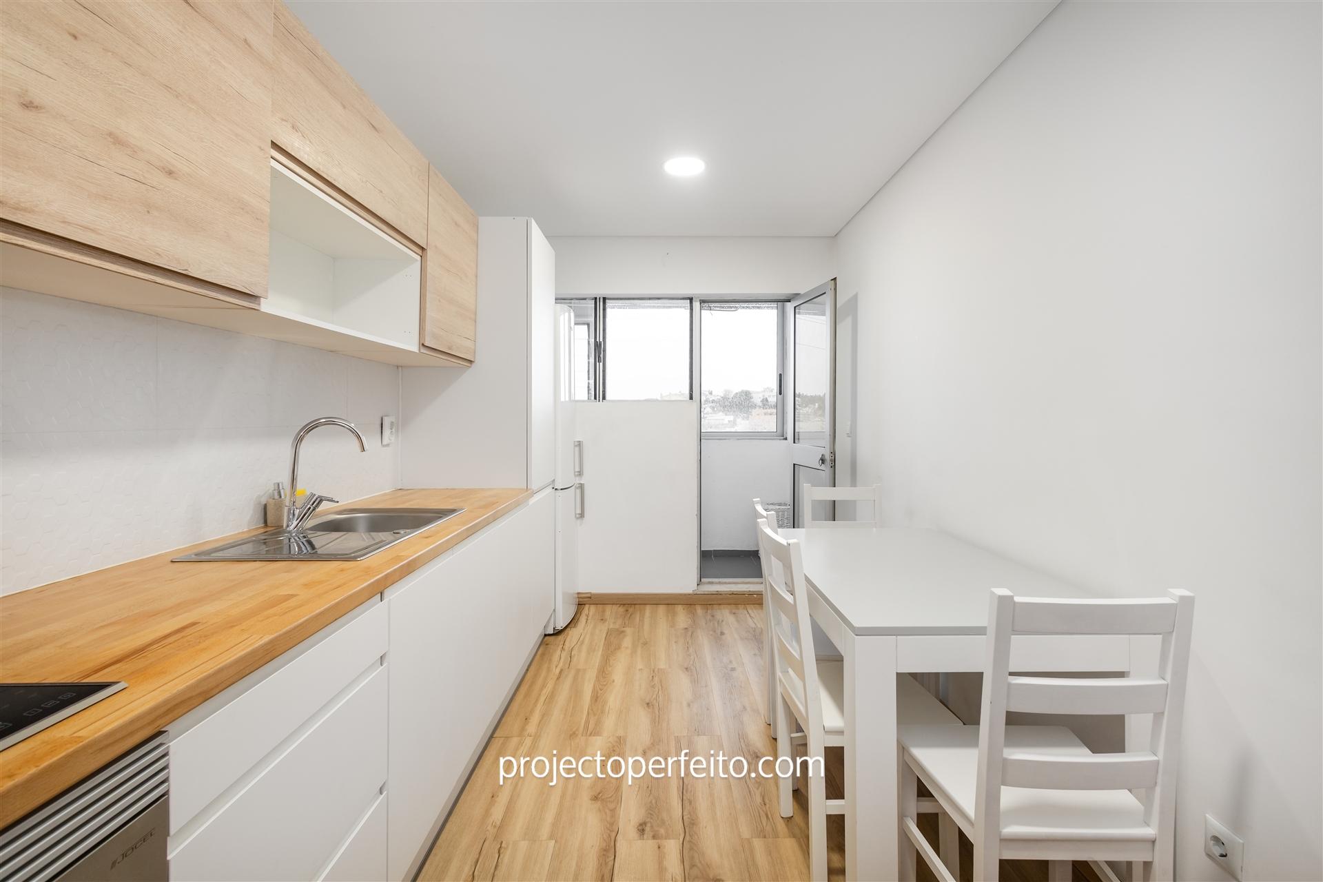 Apartamento T3 Venda em Vilar de Andorinho,Vila Nova de Gaia