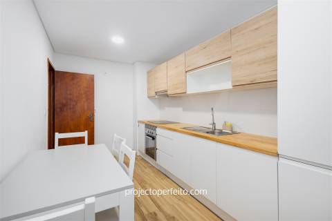 Apartamento T3 Venda em Vilar de Andorinho,Vila Nova de Gaia