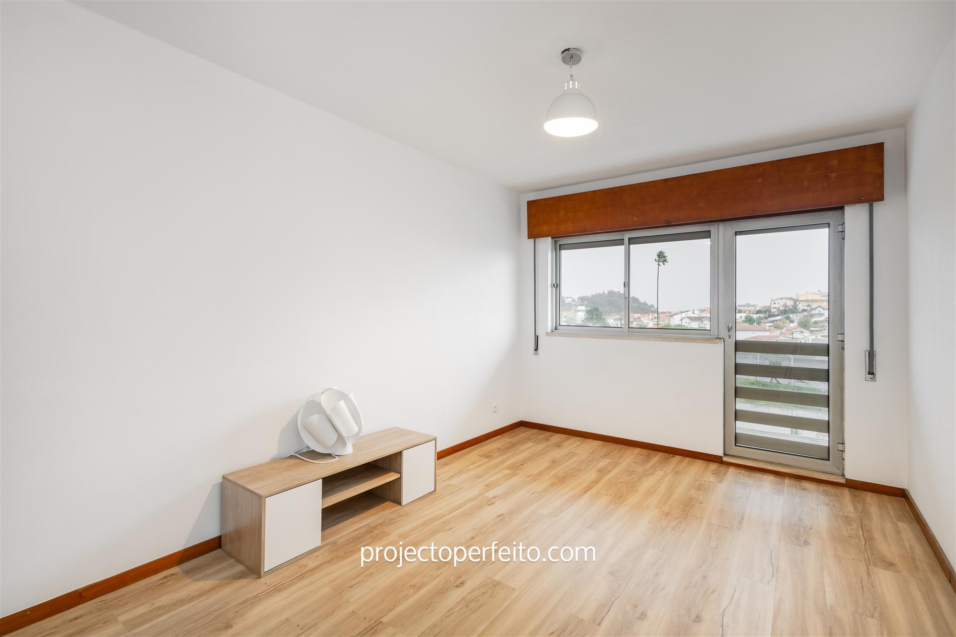 Apartamento T3 Venda em Vilar de Andorinho,Vila Nova de Gaia
