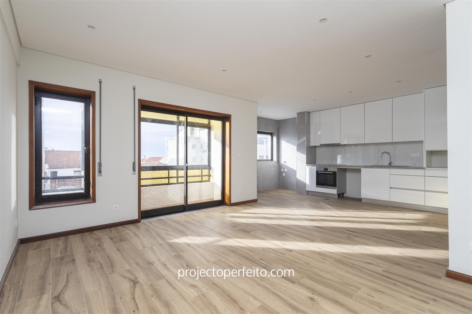 Apartamento T3 Arrendamento em Espinho,Espinho