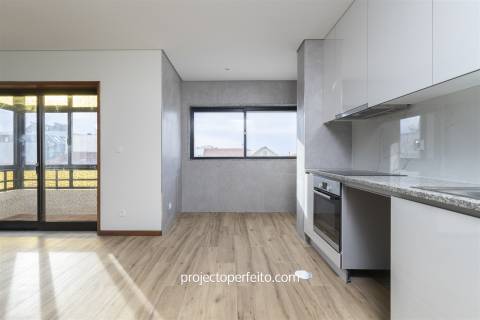 Apartamento T3 Arrendamento em Espinho,Espinho