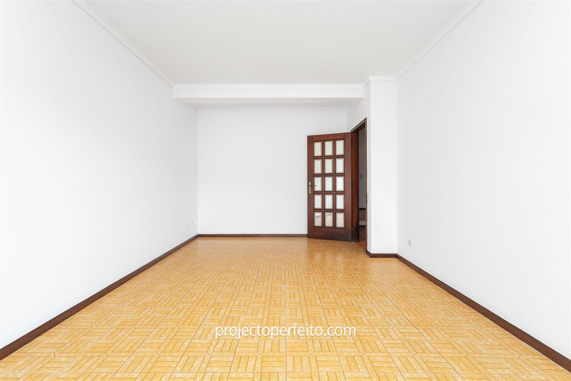 Apartamento T4 DUPLEX Venda em Anta e Guetim,Espinho