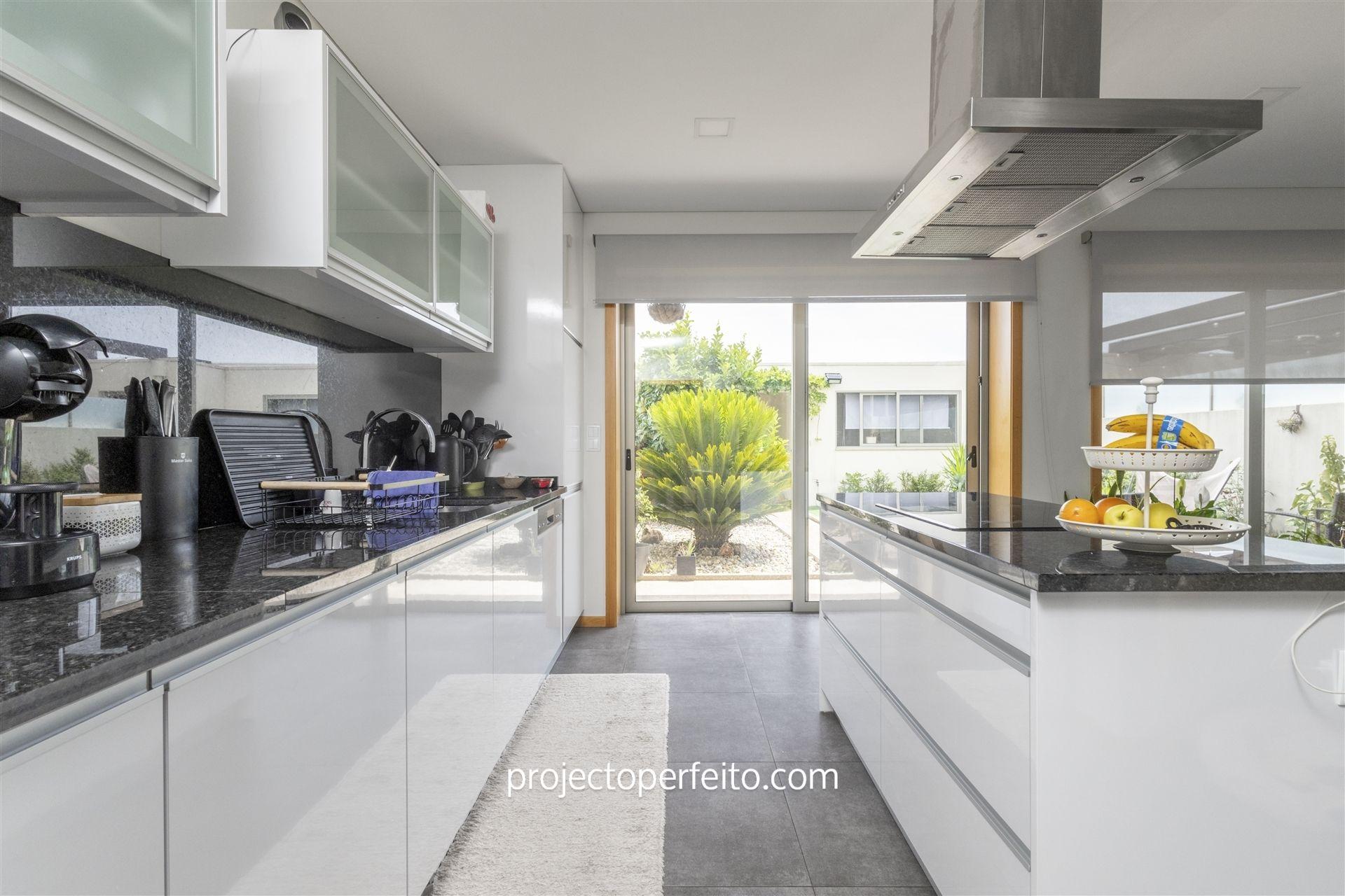 Moradia em Banda T3+2 Venda em Nogueira da Regedoura,Santa Maria da Feira