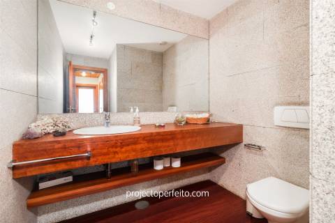 Apartamento T4 Venda em Matosinhos e Leça da Palmeira,Matosinhos