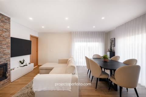 Moradia Isolada T2 Venda em São Félix da Marinha,Vila Nova de Gaia