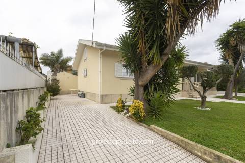 Moradia Isolada T4+1 Arrendamento em Anta e Guetim,Espinho
