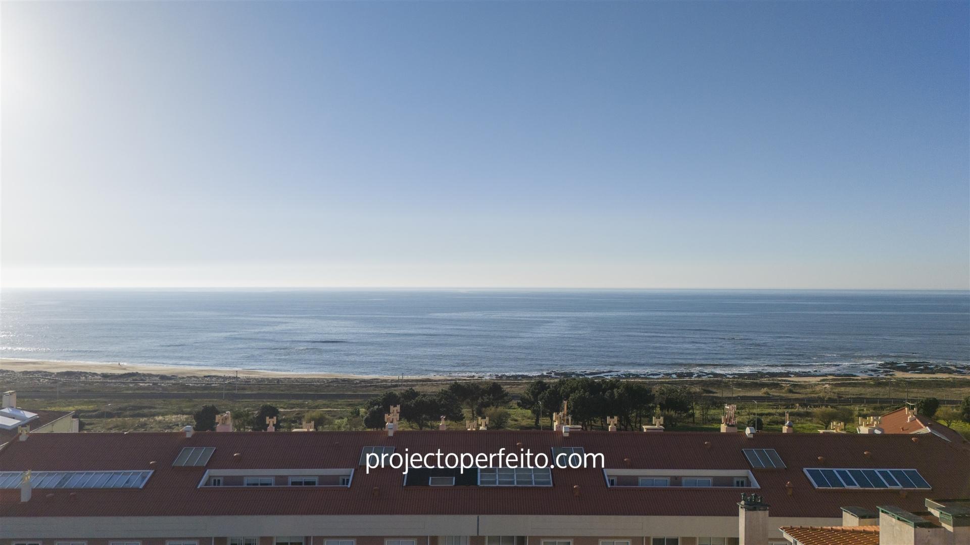 Apartamento T2 Arrendamento em São Félix da Marinha,Vila Nova de Gaia