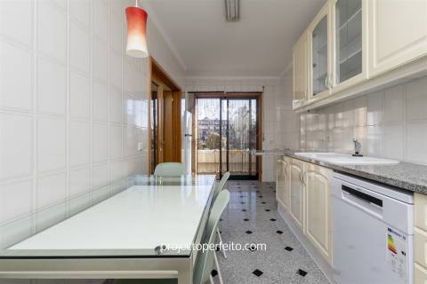 Apartamento T2 Arrendamento em São Félix da Marinha,Vila Nova de Gaia