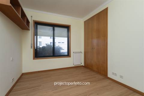 Apartamento T2 Arrendamento em São Félix da Marinha,Vila Nova de Gaia