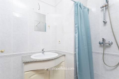 Apartamento T2 Arrendamento em São Félix da Marinha,Vila Nova de Gaia