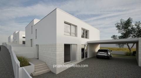 Moradia Geminada T3+1 Venda em São Félix da Marinha,Vila Nova de Gaia