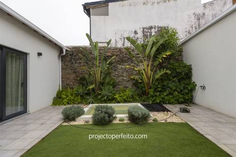 Moradia T4 Venda em Anta e Guetim,Espinho