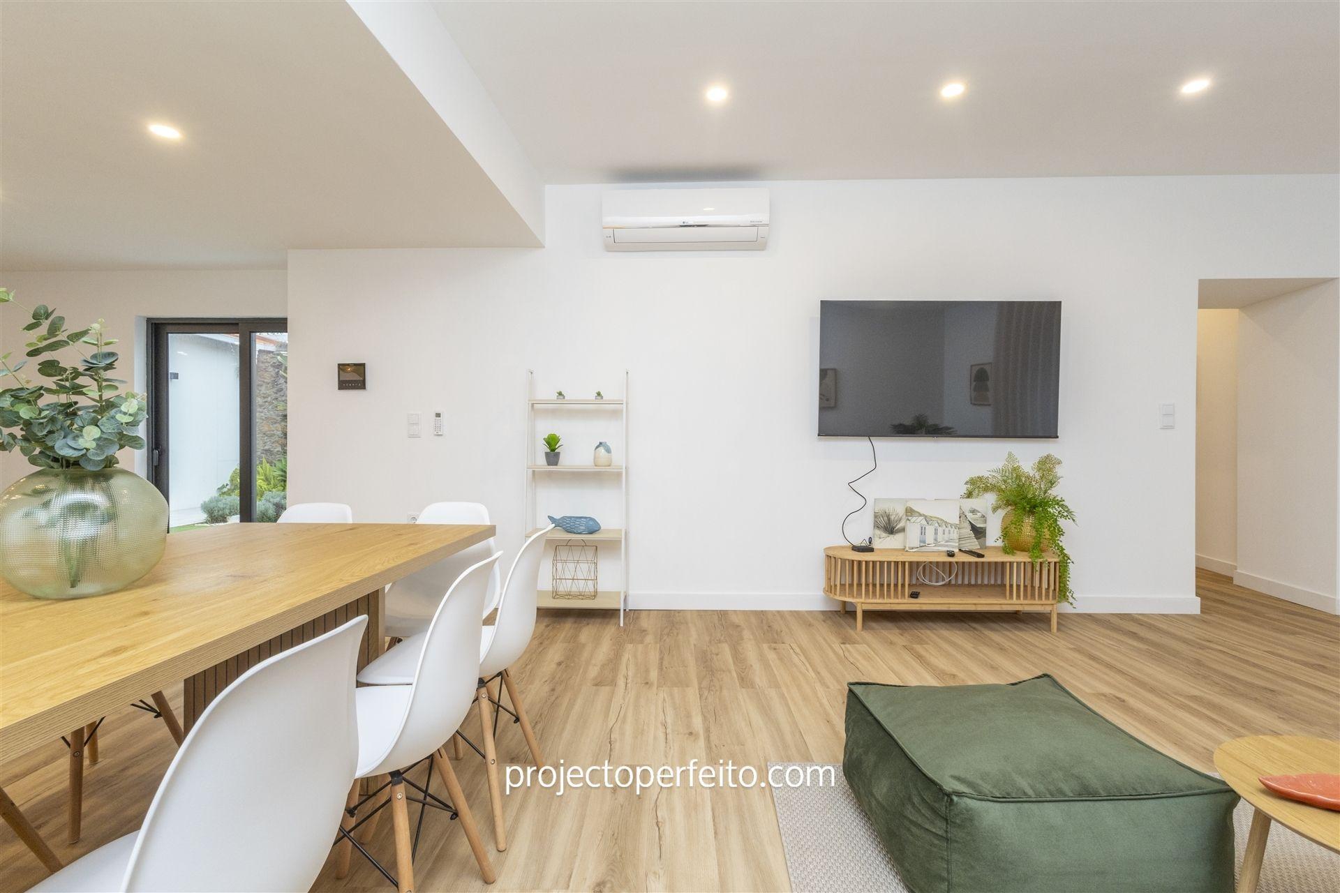 Moradia T4 Venda em Anta e Guetim,Espinho