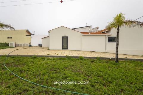 Moradia T4 Venda em Anta e Guetim,Espinho