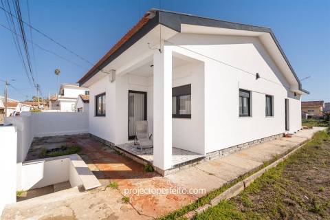 Moradia T3 Venda em São Félix da Marinha,Vila Nova de Gaia