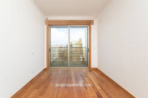 Apartamento T2+1 Arrendamento em Espinho,Espinho