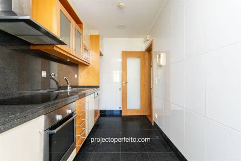 Apartamento T2+1 Arrendamento em Espinho,Espinho