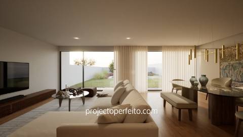 Moradia em Banda T4 Venda em São Félix da Marinha,Vila Nova de Gaia