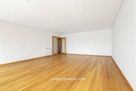 Apartamento T3 Venda em Arcozelo,Vila Nova de Gaia