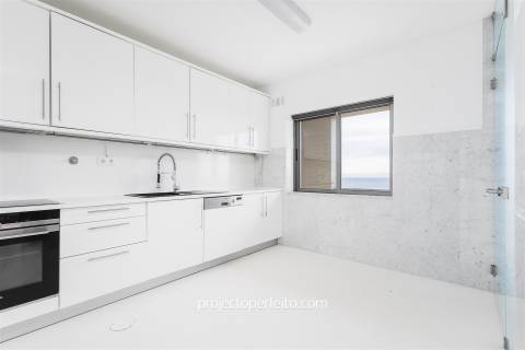 Apartamento T4 DUPLEX Venda em São Félix da Marinha,Vila Nova de Gaia