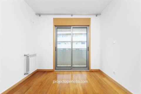 Apartamento T4 DUPLEX Venda em São Félix da Marinha,Vila Nova de Gaia