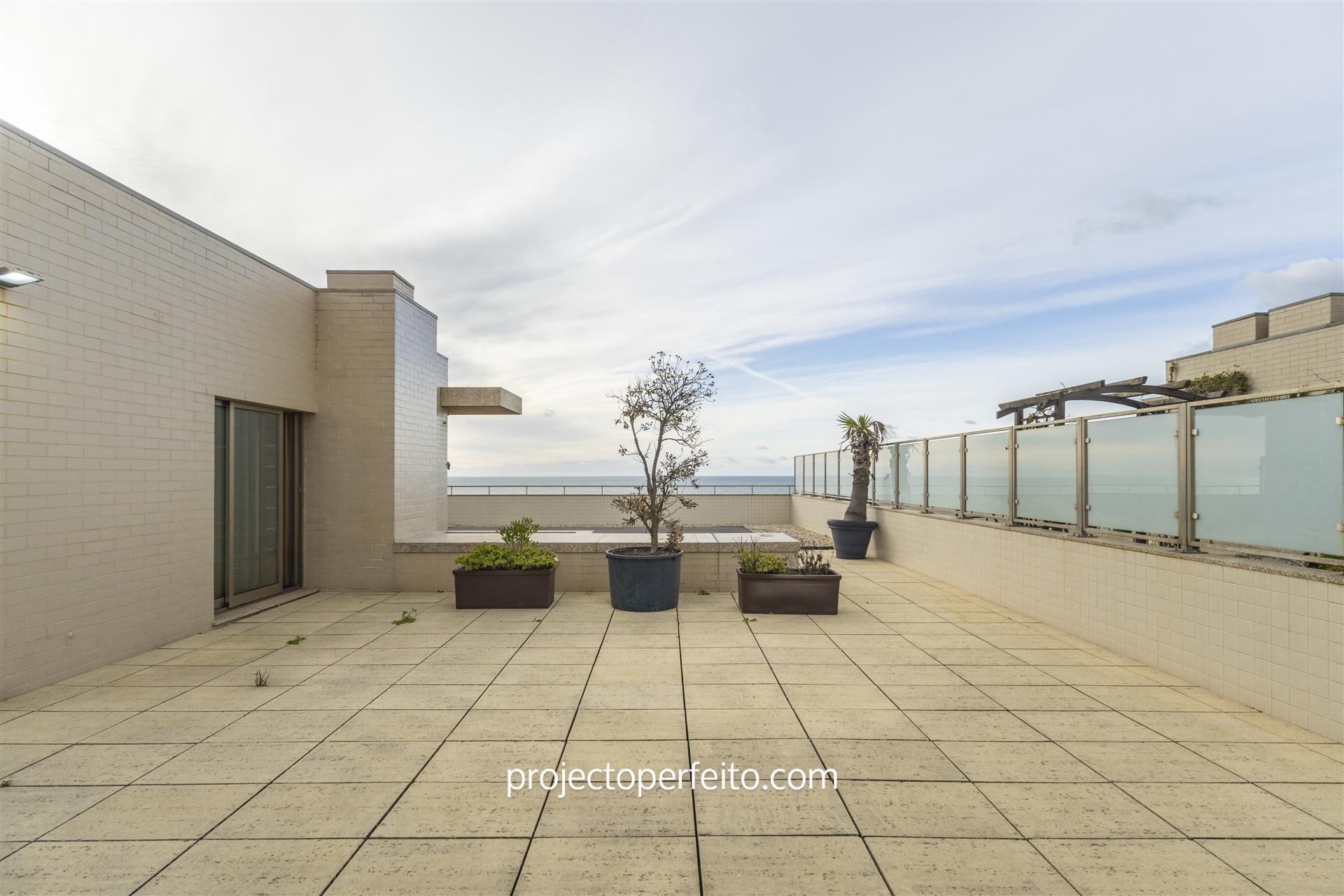 Apartamento T4 DUPLEX Venda em São Félix da Marinha,Vila Nova de Gaia