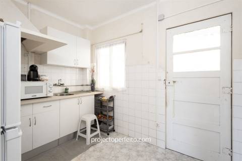 Conjunto de 10 casas para venda em Silvalde, à entrada da cidade de Espinho.