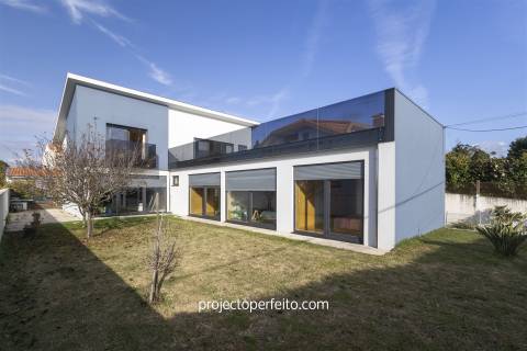 Moradia Isolada T4+1 Venda em São Félix da Marinha,Vila Nova de Gaia